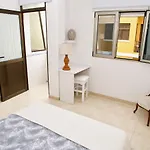 Playa Alcaravaneras Appartement *